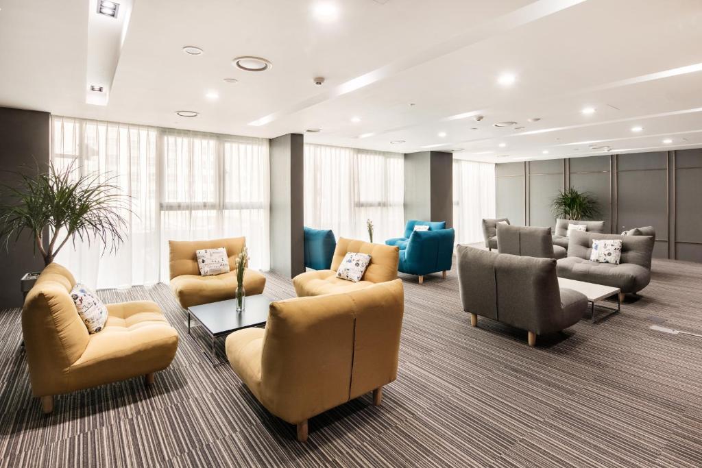 Golden Tulip Incheon Airport Hotel & Suite