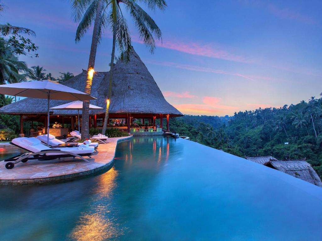 viceroy bali ubud pool view of jungle