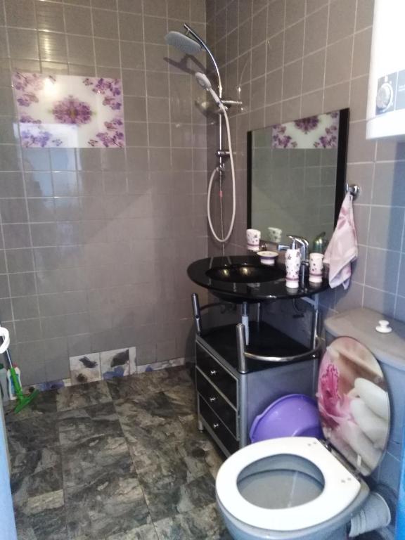 Orchid Apartment photo
