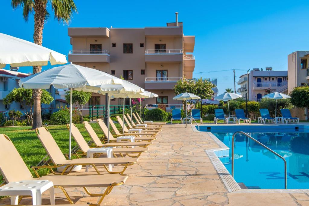 Niko Elen, Adults Only — Swimming pool in Stalida