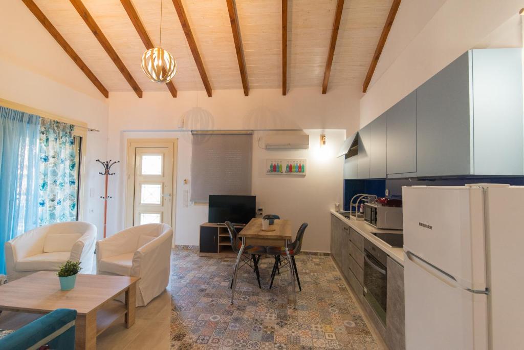 Kitchen, All Saints Villas in Plataria