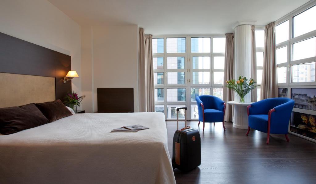 Hotel Madrid Torrejon Plaza Photo 3