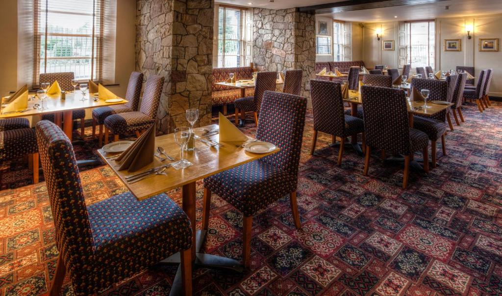 Strangford Arms Hotel photo