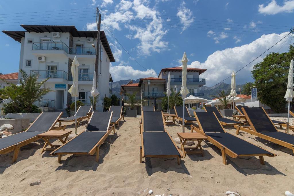 Seabird Apartments photo
