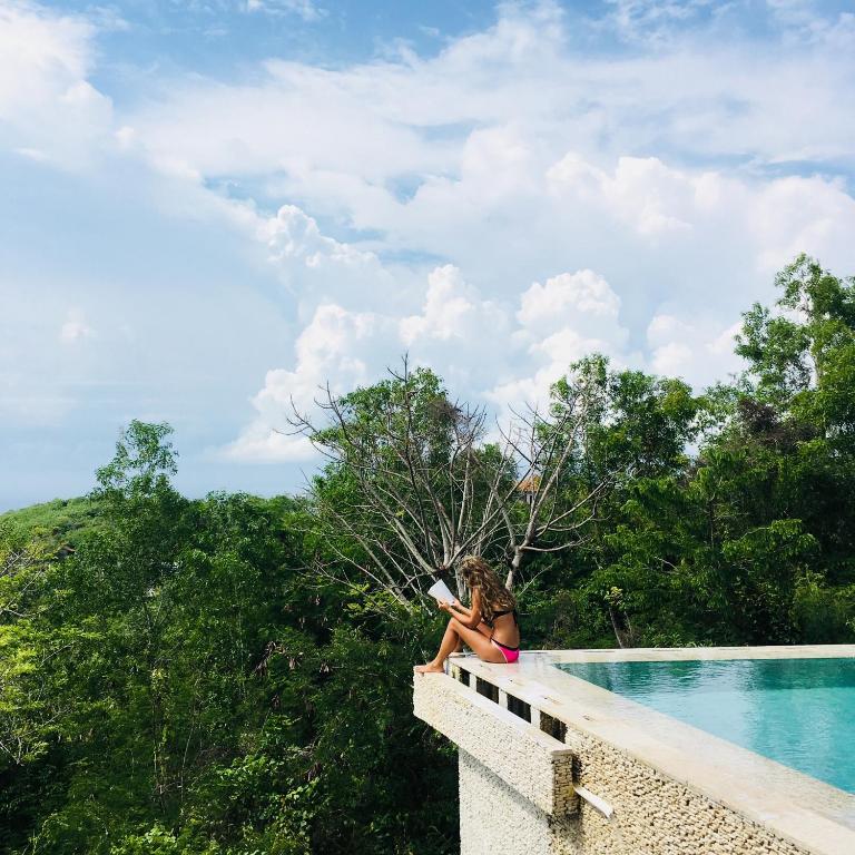 Adila Bali photo