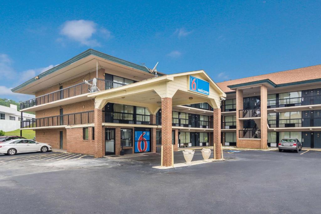 Motel 6-Macon, GA, Macon