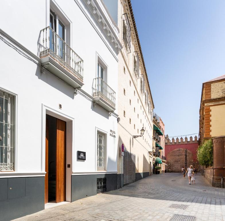 La Puerta de Palacio - Adults Only - 2