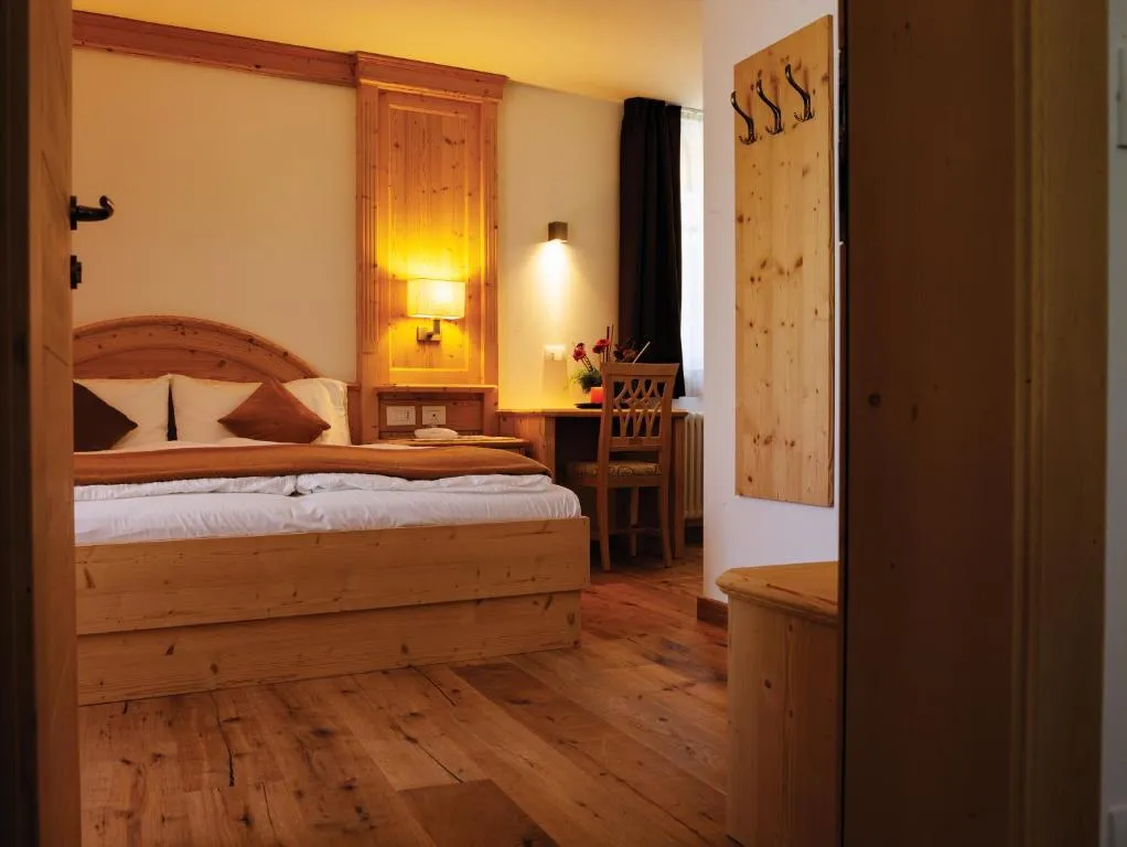 Garni Le Maddalene, hotel in Coredo