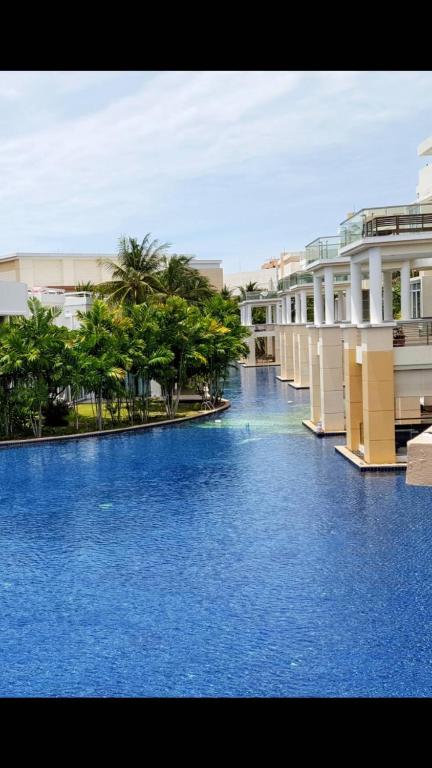 Sunvillas Blue Lagoon Hua-hin photo