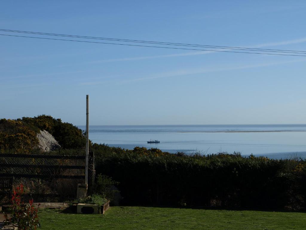 ocean view — Hotel in Wexford