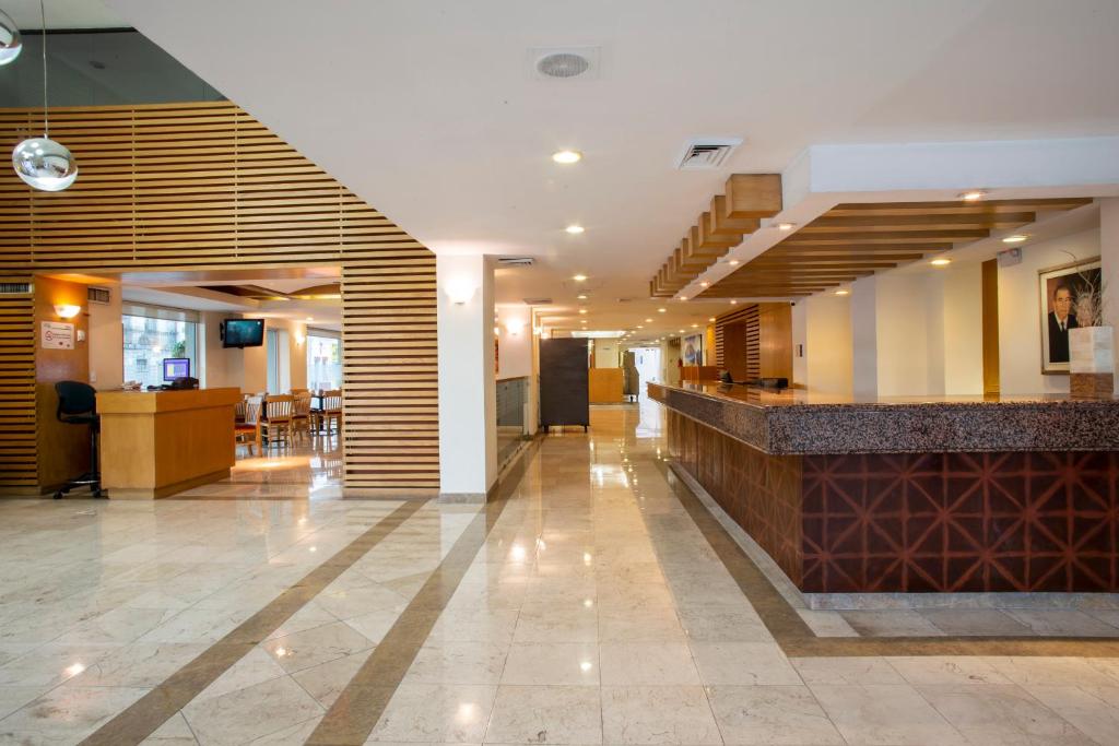 Hotel Plaza Calzada - 3