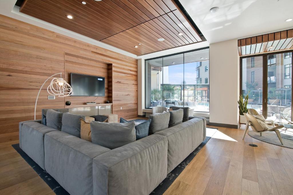 Global Luxury Suites at Downtown Mountain View photo