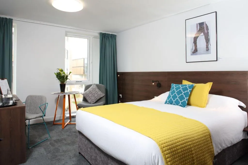 Sunley Hotel, hotel in Northampton