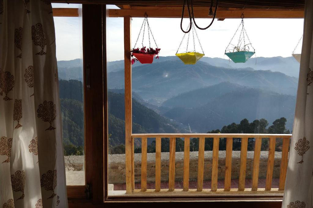 Banlekhi Cottages Mukteshwar photo
