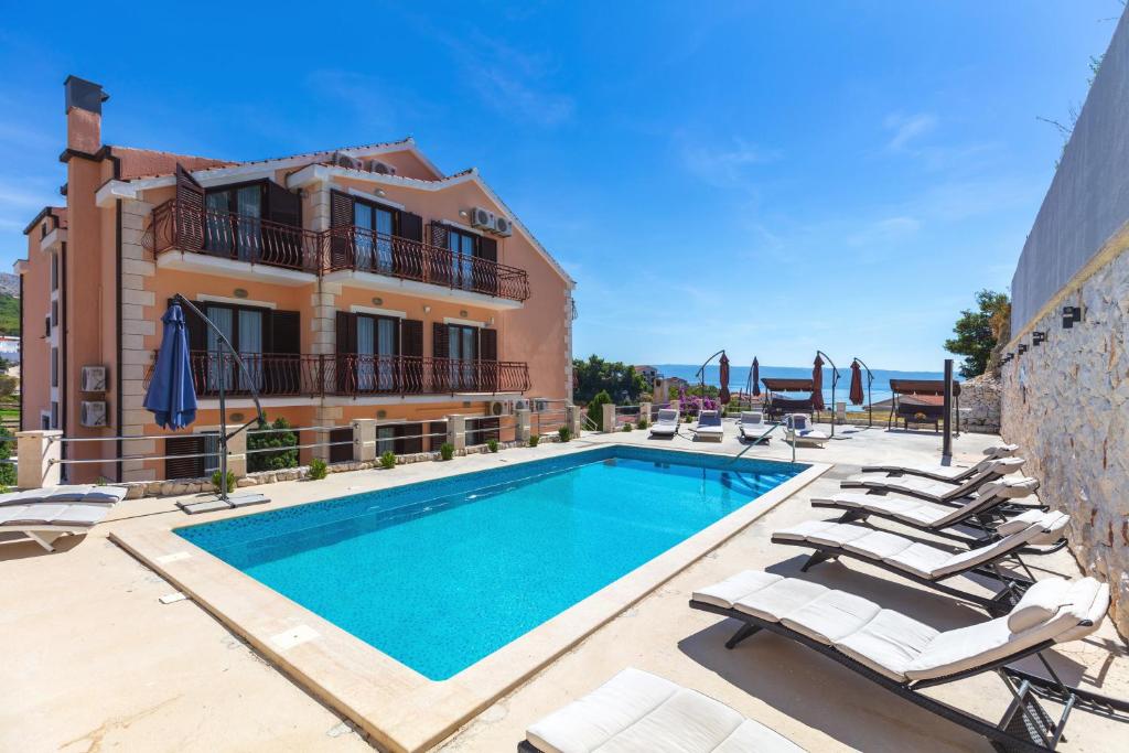 Bed &amp; Breakfast Senator — Hotel in Podstrana