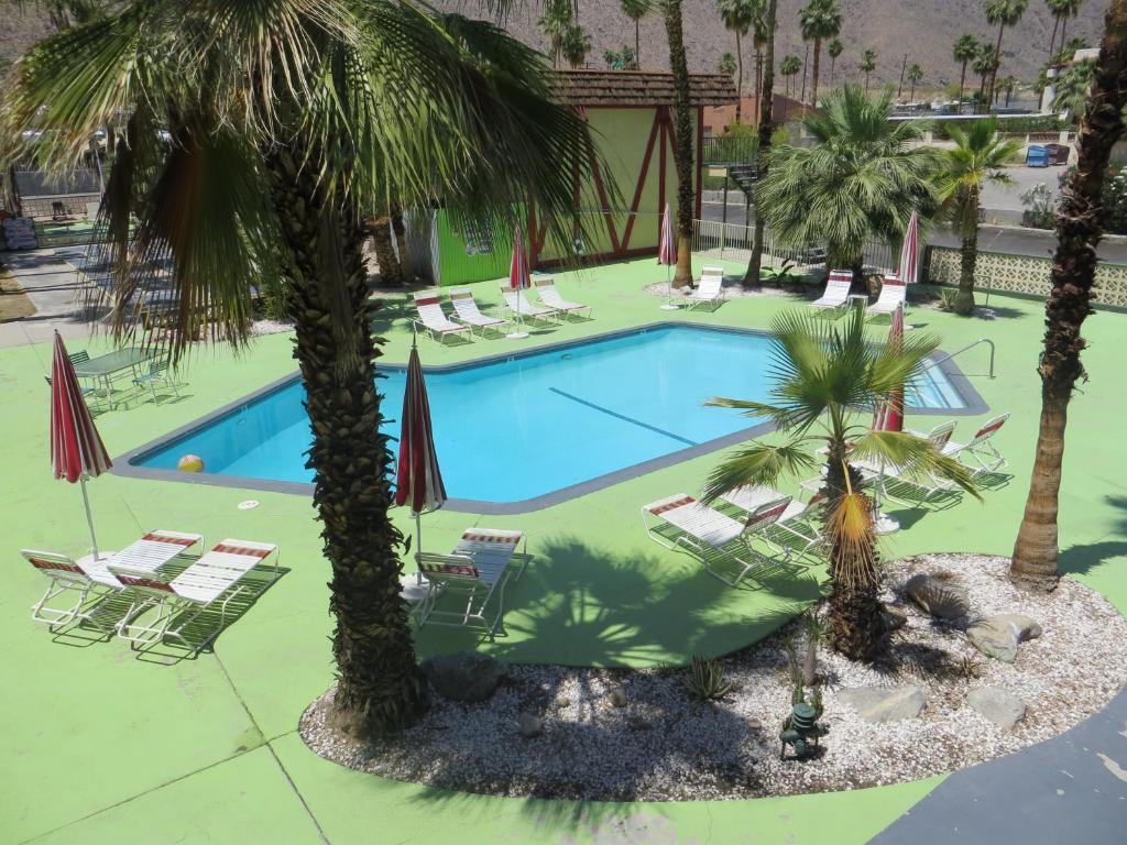 Desert Lodge photo