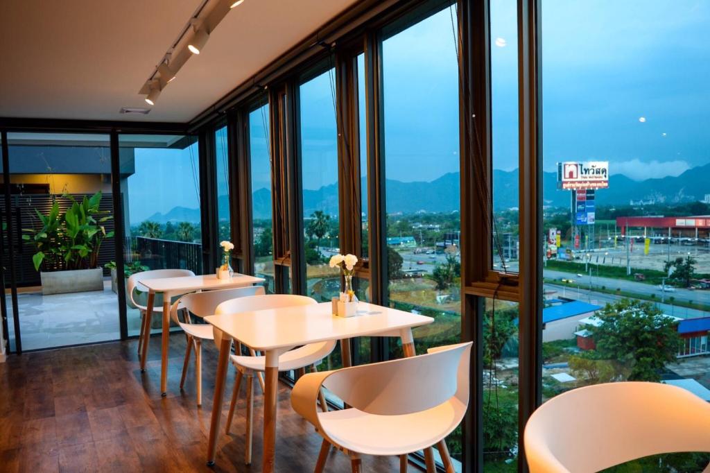 더 28th 호텔 (The 28th Hotel)