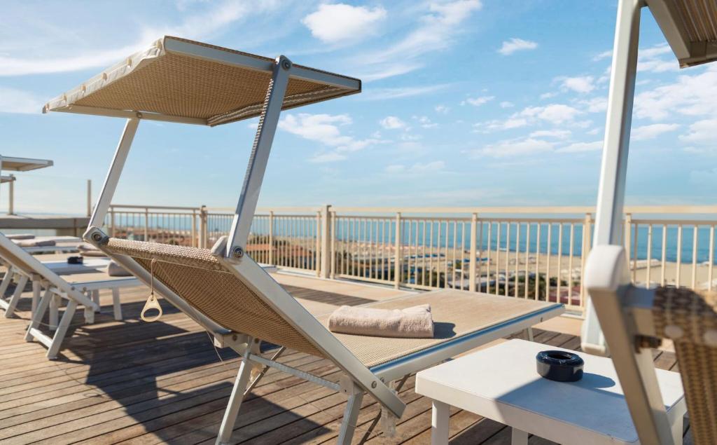 ホテル サボイ (Hotel Savoy) バルコニー/テラス