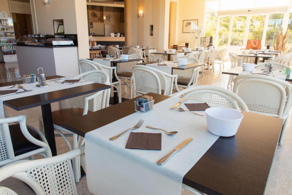 フロント・ロビー