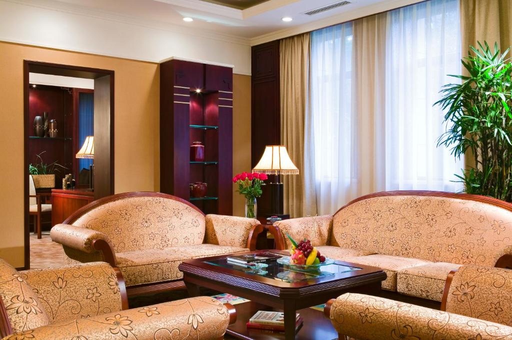 Grand Mercure Xian on Renmin Square