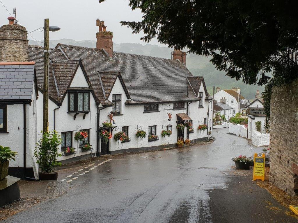 Berry Mill Cottage Devon Guide