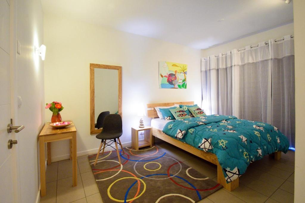 Azuri Resort -Sea View & Golf Luxury Apartment, Roches Noires