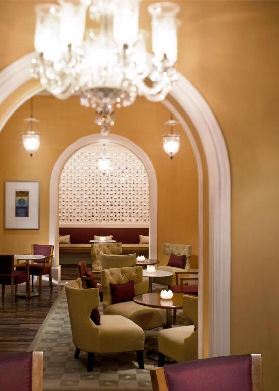 Bar/lounge