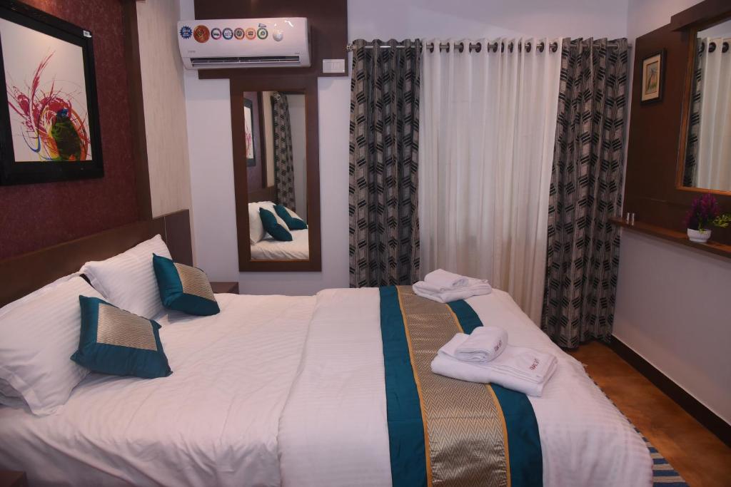 Square Suite photo