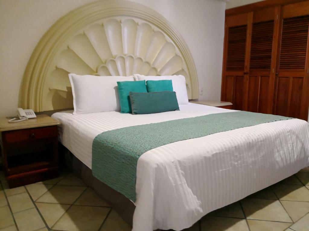Hotel Playa Marina - 5