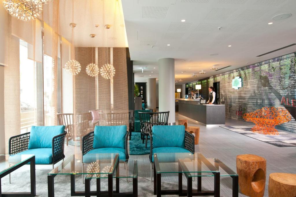 Holiday Inn Berlin-Alexanderplatz Photo 8