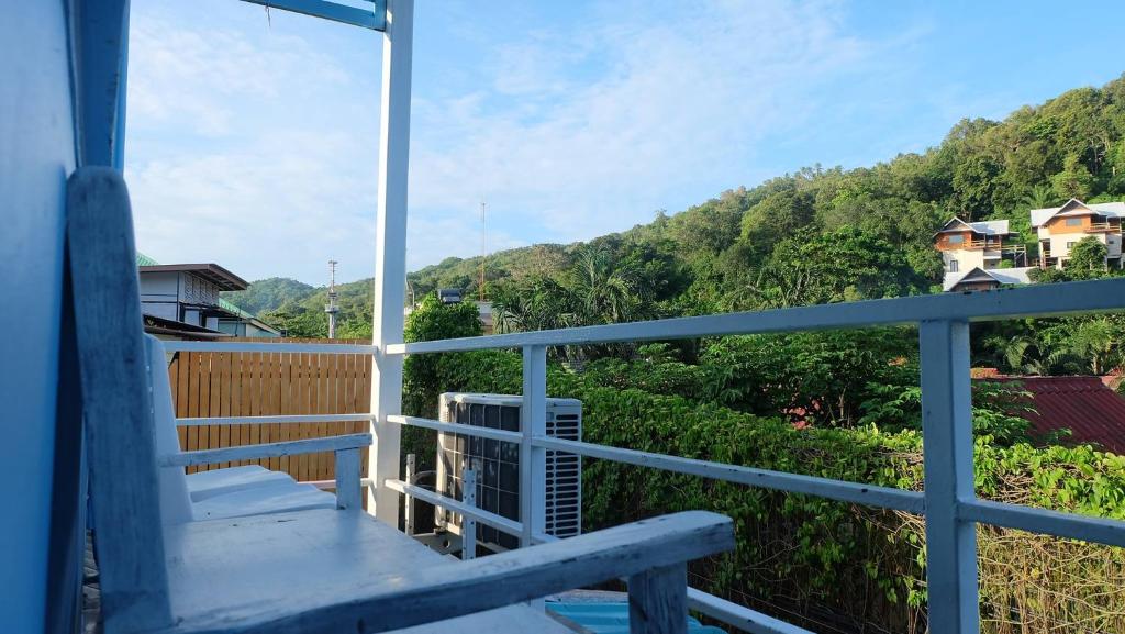 Rehab Hostel photo