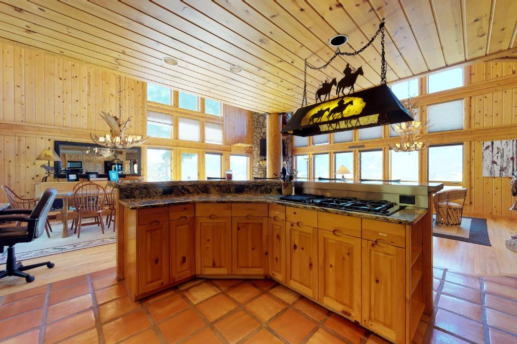 Hamilton Creek Cabin photo
