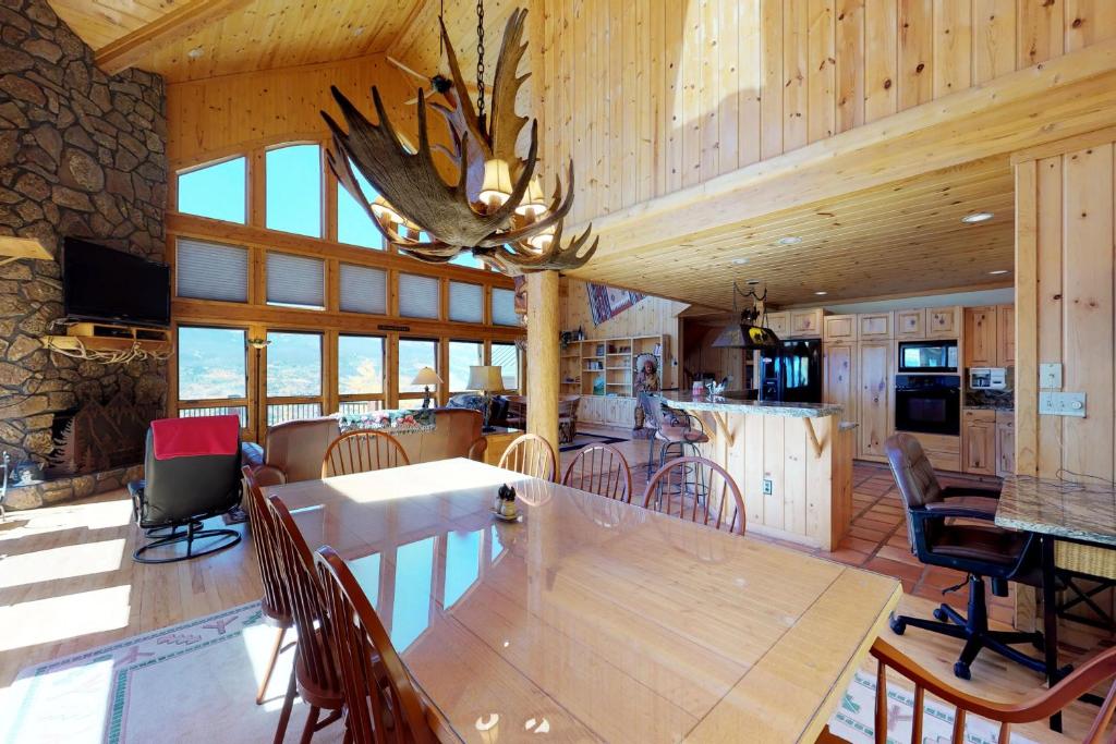 Hamilton Creek Cabin photo