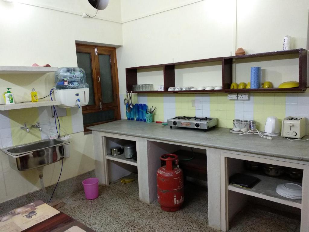 2 AC Rooms with Kitchen & Lounge near Ganges photo