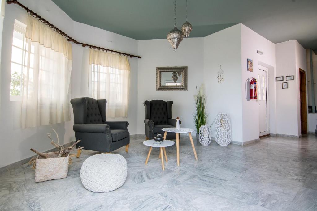 Facilities, Hotel Agios Thomas in Lygia