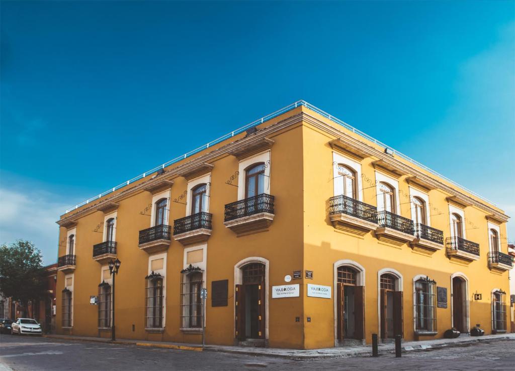 Hotel Parador de Alcalá - 2