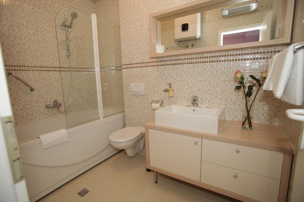 Hotel Bellevue Trogir photo
