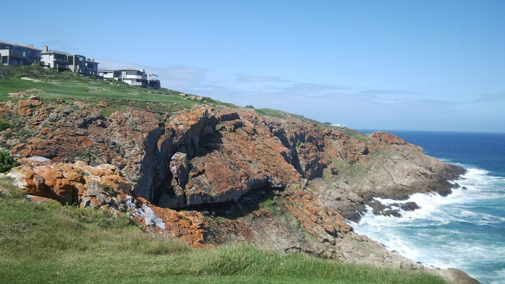 Pinnacle Point Golf Safari Sa photo