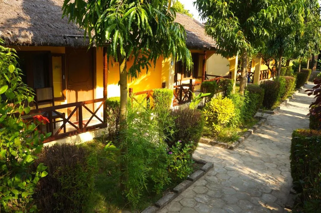Mr. B's Place, Hotel in Bhurkīā