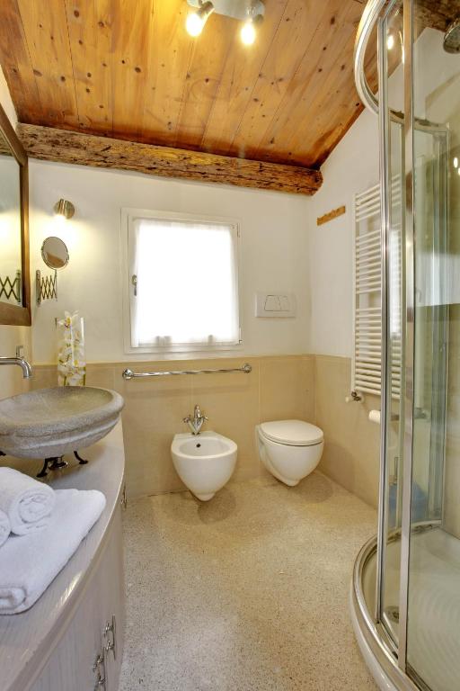 Fenix Otello Apartments - 5