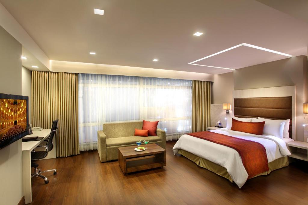 New Delhi and NCR Mahagun Sarovar Portico Suites Ghaziabad room