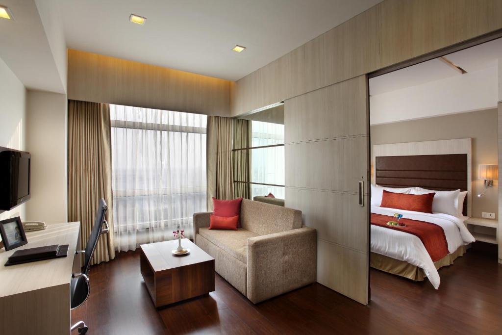 Mahagun Sarovar Portico Suites Ghaziabad - Facilities image