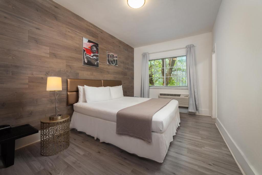 Century Hotel photo