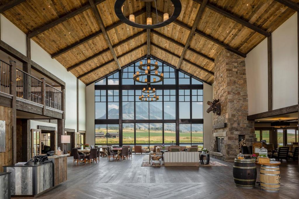 Sage Lodge — Hotel in Pray