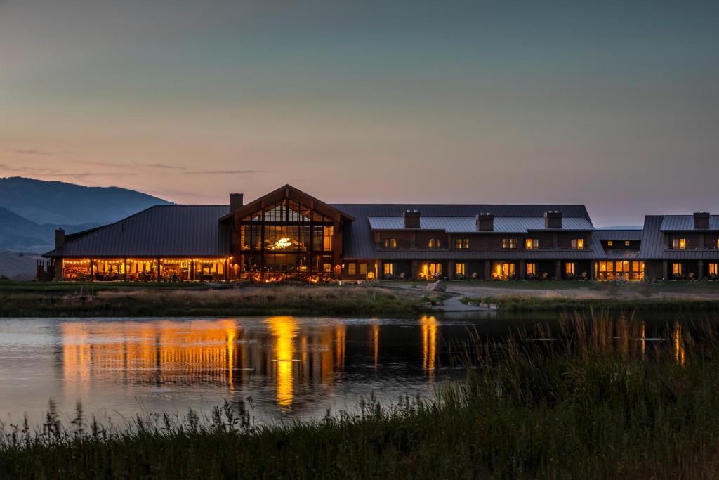 Sage Lodge photo