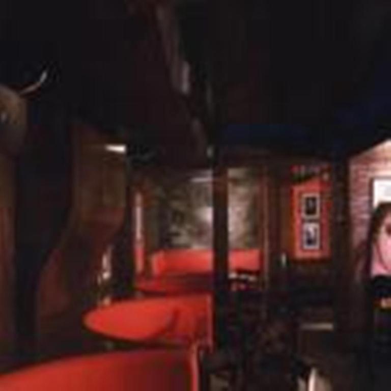 Pub/Lounge