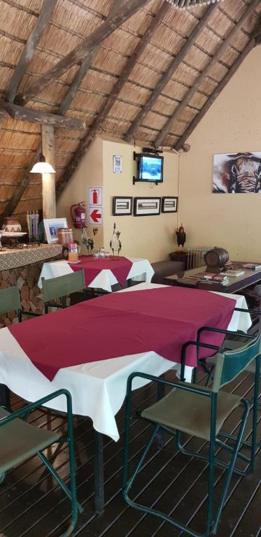 Tuskers Bush Lodge B&B photo