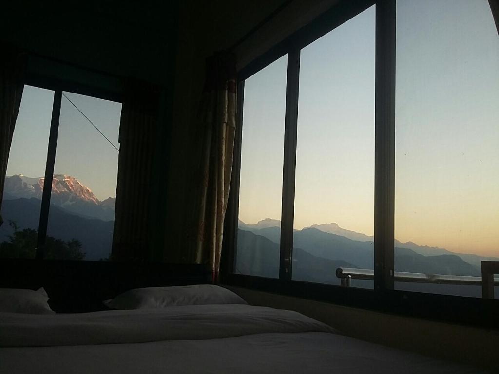 Himalayan crown lodge photo