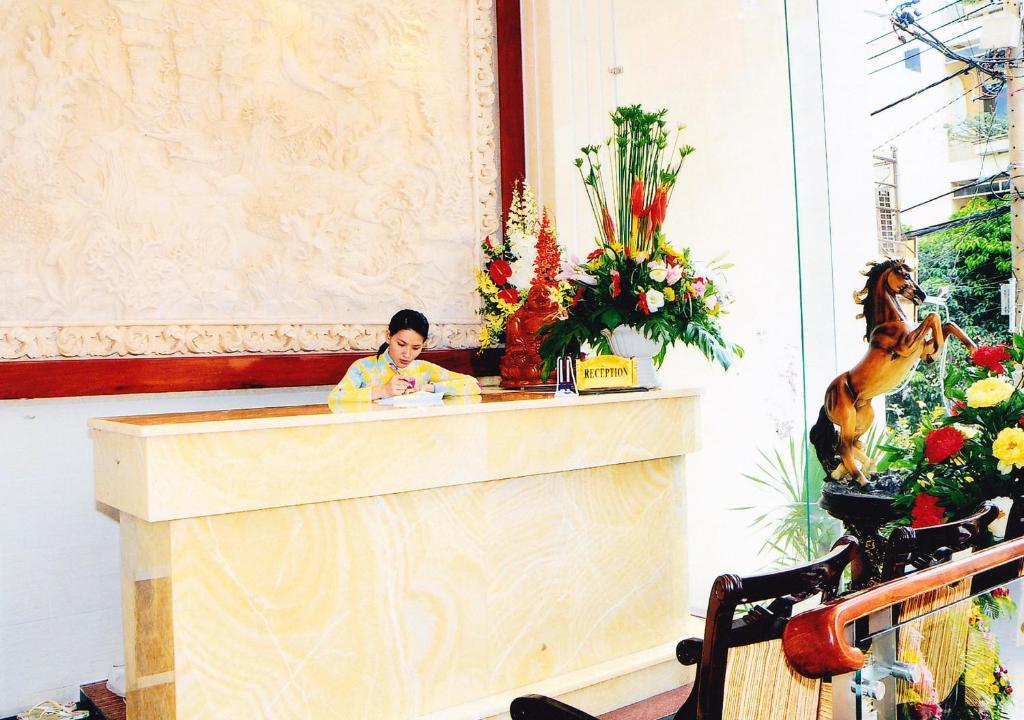 호앙 탄 투이 2 호텔 외관 및 주변 환경