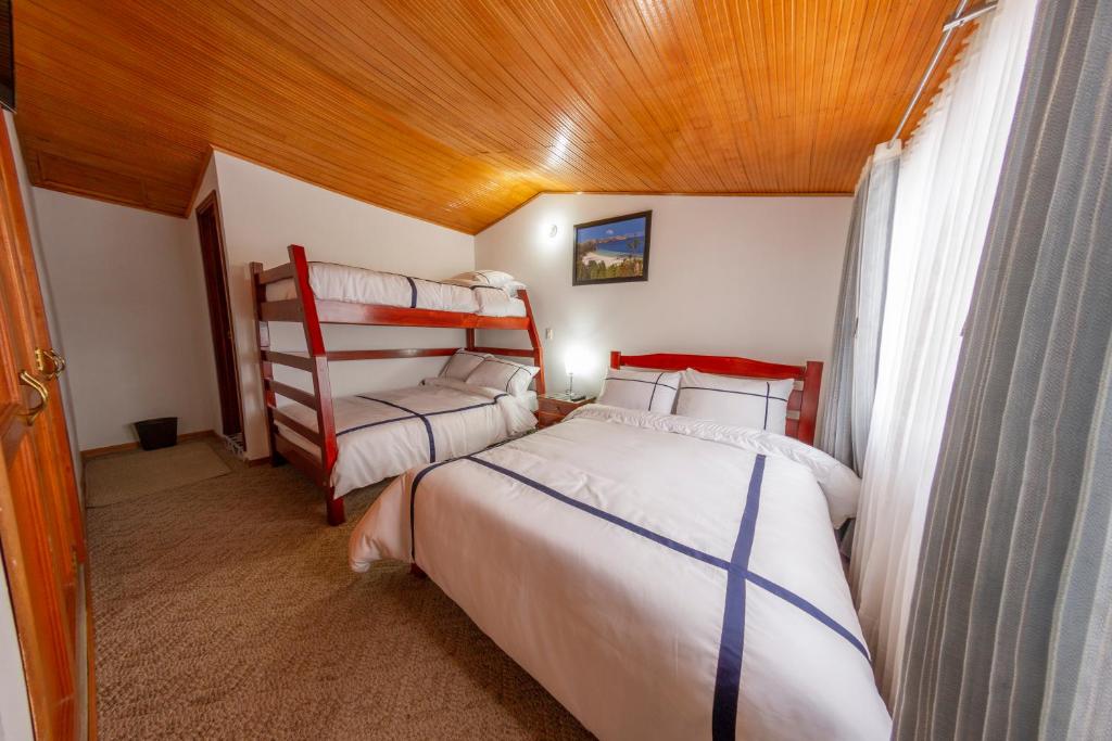 Hotel Refugio del Lago photo